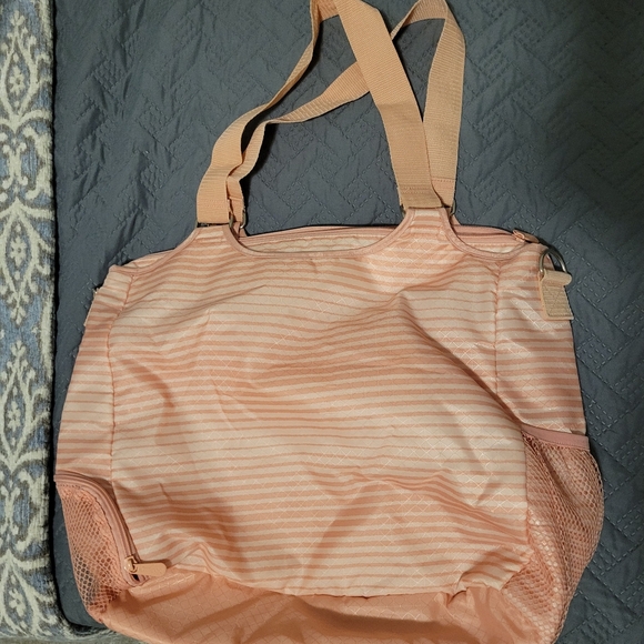Thirty-One Yoga/Gym Duffle Bag - Picture 1 of 5
